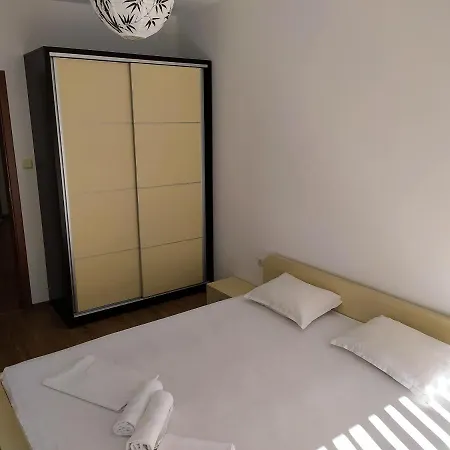 Siana 2 スヴェティ・ヴラス