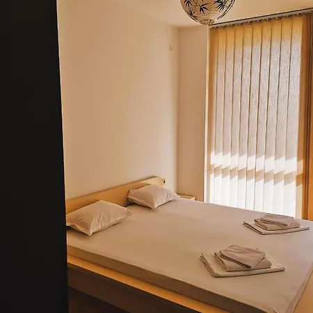 Siana 2 アパート *