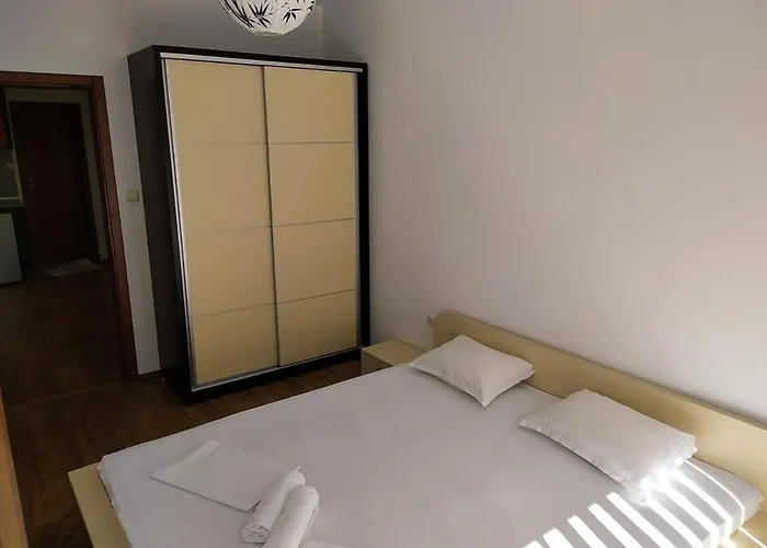 Siana 2 Szveti Vlasz